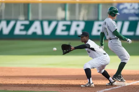 2018_03_16_Jones_Leonard_vs_Tulane_001