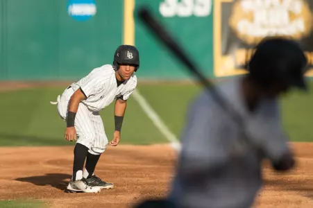 2018_03_17_Andrews_Clayton_vs_TU_01