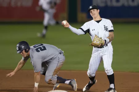 2018_04_06_Duran_Jarren_vs_UCI_001