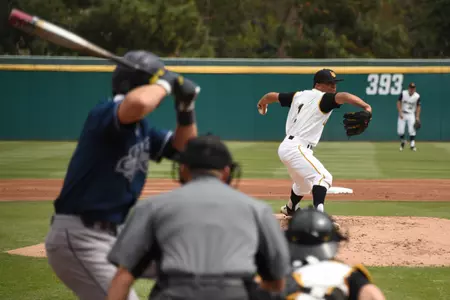 2018_04_06_Andrews_Clayton_vs_UCI_03