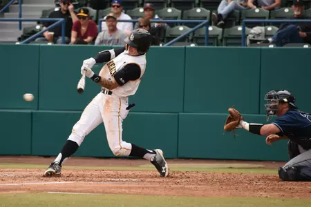 2018_04_06_Durran_Jarren_vs_UCI_004