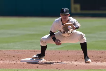 2018_05_12_Duran_Jarren_vs_UCSB_002