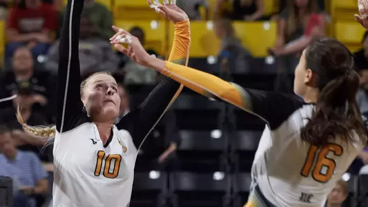 Carly Aigner-Swesey, YiZhi Xue