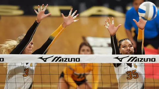 Emma Kirst, Tyler Spriggs