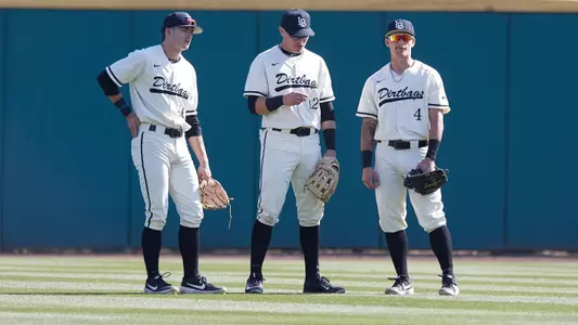 2019_02_24_Outfield_vs_NV_001