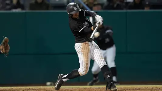 2019_02_23_Huffman_Laine_vs_NV_02