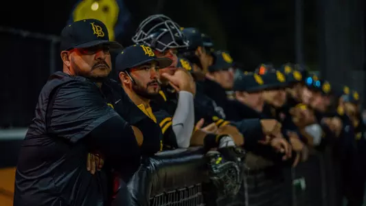Eric Valenzuela, Team in Dugout