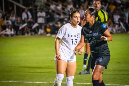 2023_09_14_Demelo_Makayla_vs_UCI_02