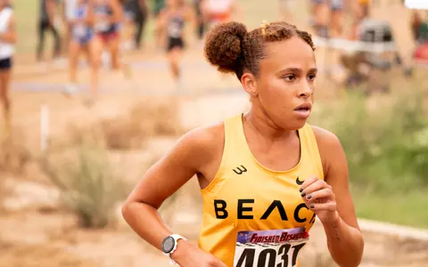 2023_09_16_Huntley_Elani_at_UCR_DD_01