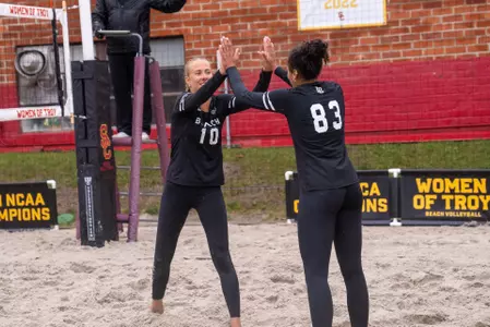 Natalie Glenn, Maggie Walters