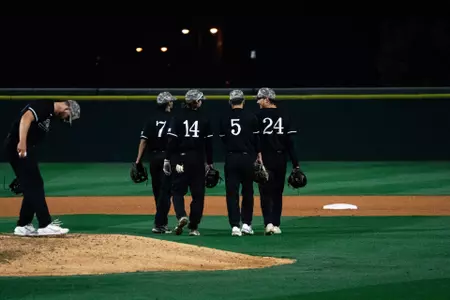 2023_05_13_Infielders_Meeting_vs_UCSB_01
