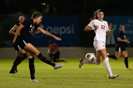 2023_08_12_Lopez_Julie_vs_USC_02