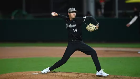 2024_02_17_Largaespada_Jonathan_vs_Washington_JF_01