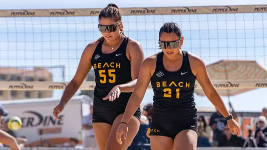 Malia and Tay 02-22 vs Cal