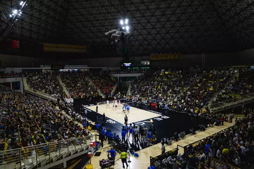 MVB sold-out Pyramid