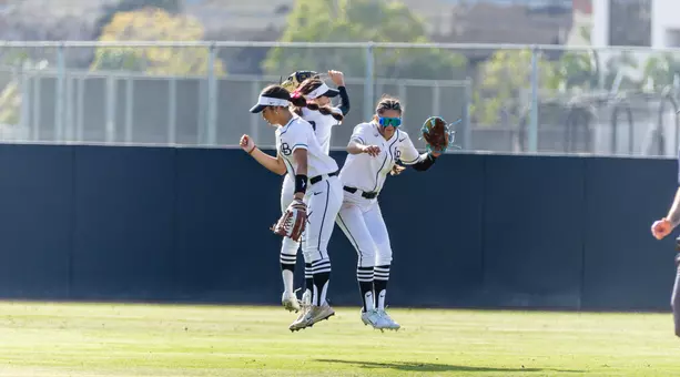 Kali Su'e, Erica Estrada, Lina Apodaca, Outfield