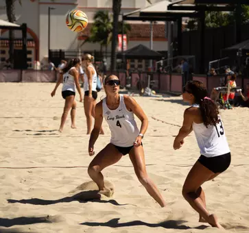 Madi Collins, Brooke Wooley