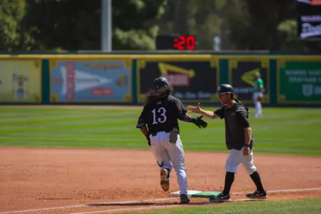 Dylan Lina base running