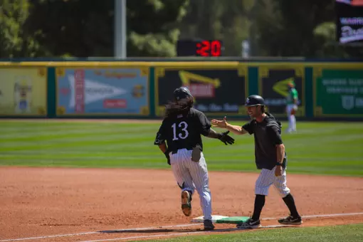 Dylan Lina base running