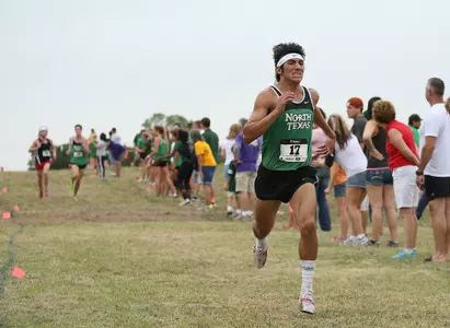 Sophomore Alexander Hita
