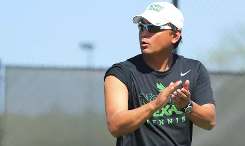 LamaTroyaction_TN13.jp