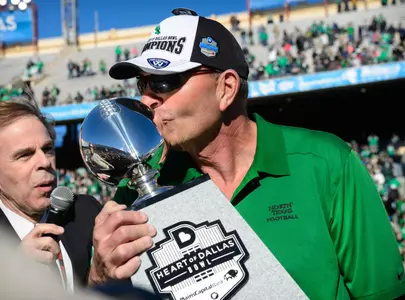 Coach Dan McCarney