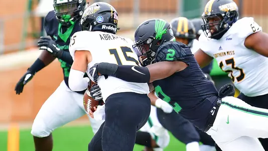 LaDarius Hamilton sacks Southern Miss's quarterback