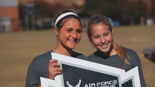 amber lyons kaity hemperly