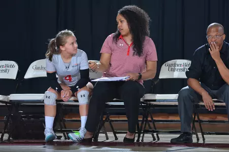 Carrie Gurnell (right) will be joining North Texas volleyball as an assistant coach (Photo courtesy of Tim Cowie)