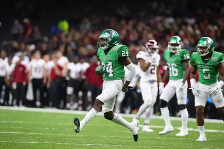 Taylor Robinson vs. Troy (1) 12/16/17