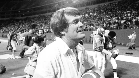 Hayden Fry