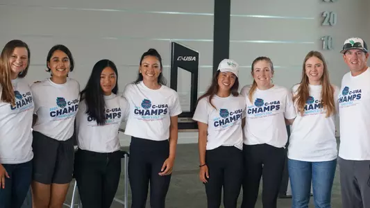 Women's Golf Hub Club Trophy