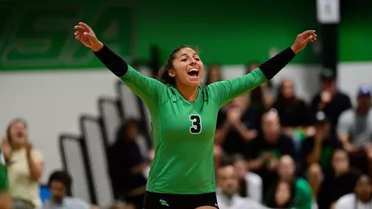 Henrianna Ibarra celebrates during the North Texas Invite
