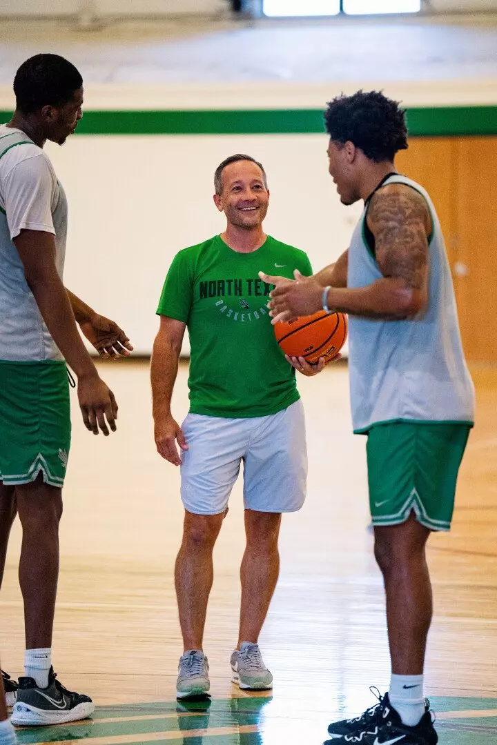 North Texas men's basketball practice
