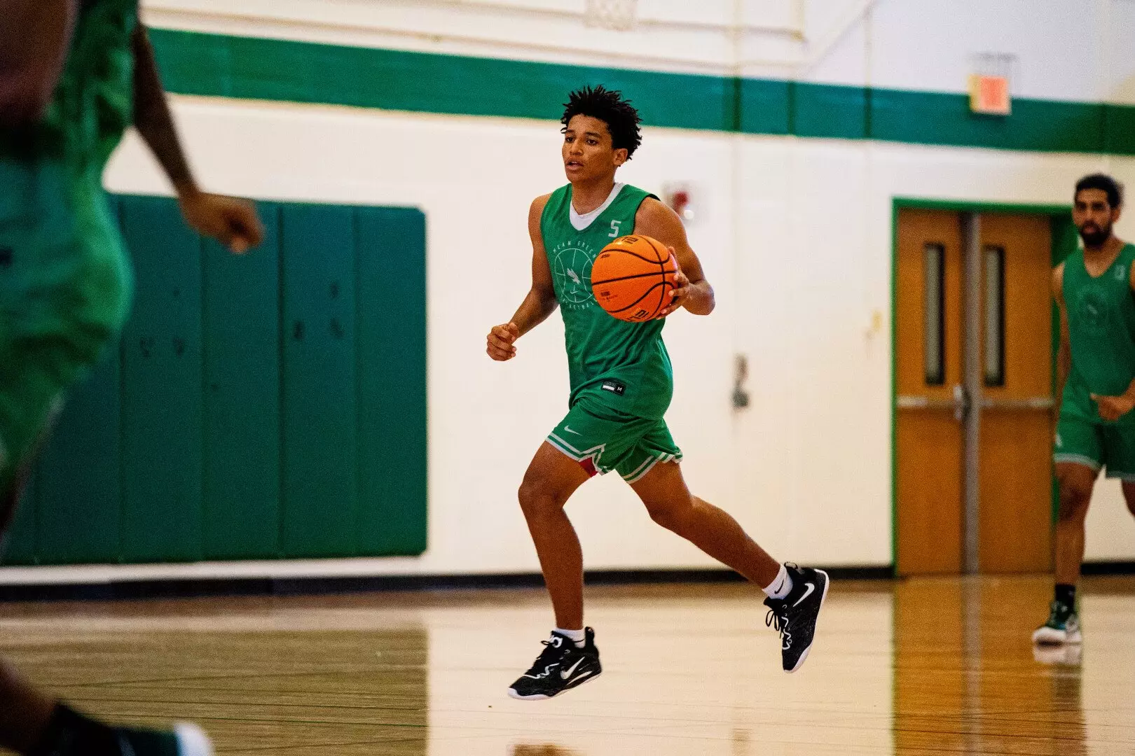 North Texas men's basketball practice