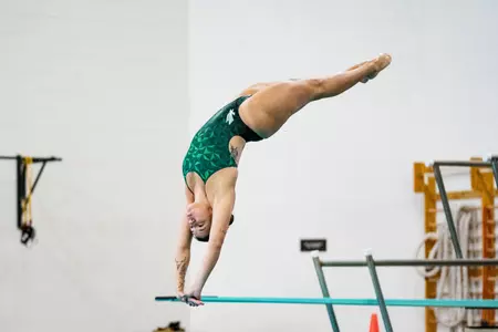Olivia Dollar at Green vs. White