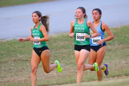 ARLINGTON, TEXAS, SEPTEMBER 11: Mean Green Cross Country ay Lynn Creek Park at Joe Pool Lake on September 11, 2021, in Arlington, Texas. Photo: Rick Yeatts