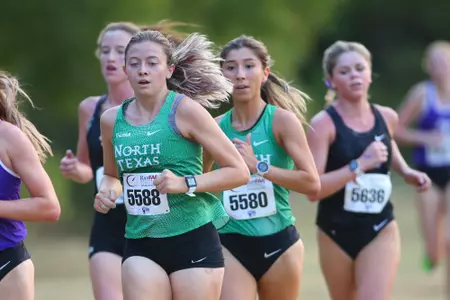 ARLINGTON, TEXAS, SEPTEMBER 11: Mean Green Cross Country ay Lynn Creek Park at Joe Pool Lake on September 11, 2021, in Arlington, Texas. Photo: Rick Yeatts