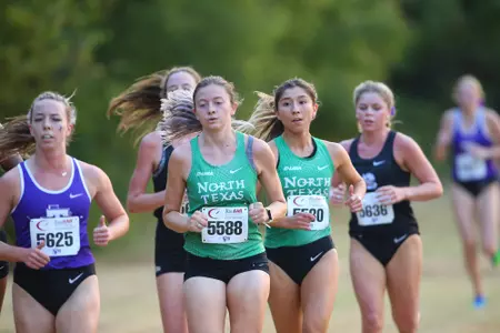 ARLINGTON, TEXAS, SEPTEMBER 11: Mean Green Cross Country ay Lynn Creek Park at Joe Pool Lake on September 11, 2021, in Arlington, Texas. Photo: Rick Yeatts