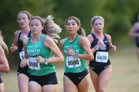 ARLINGTON, TEXAS, SEPTEMBER 11: Mean Green Cross Country ay Lynn Creek Park at Joe Pool Lake on September 11, 2021, in Arlington, Texas. Photo: Rick Yeatts