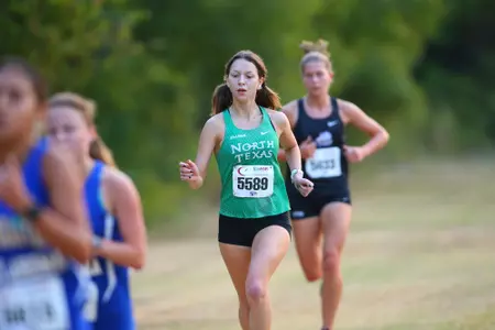 ARLINGTON, TEXAS, SEPTEMBER 11: Mean Green Cross Country ay Lynn Creek Park at Joe Pool Lake on September 11, 2021, in Arlington, Texas. Photo: Rick Yeatts