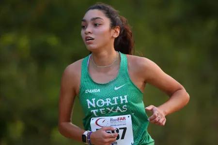 ARLINGTON, TEXAS, SEPTEMBER 11: Mean Green Cross Country ay Lynn Creek Park at Joe Pool Lake on September 11, 2021, in Arlington, Texas. Photo: Rick Yeatts