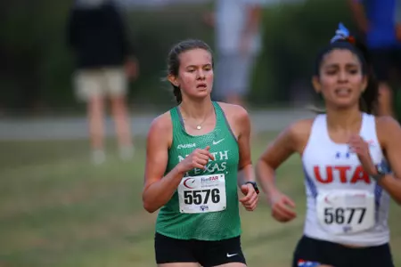 ARLINGTON, TEXAS, SEPTEMBER 11: Mean Green Cross Country ay Lynn Creek Park at Joe Pool Lake on September 11, 2021, in Arlington, Texas. Photo: Rick Yeatts
