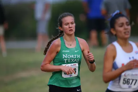 ARLINGTON, TEXAS, SEPTEMBER 11: Mean Green Cross Country ay Lynn Creek Park at Joe Pool Lake on September 11, 2021, in Arlington, Texas. Photo: Rick Yeatts