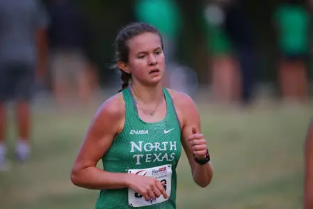 ARLINGTON, TEXAS, SEPTEMBER 11: Mean Green Cross Country ay Lynn Creek Park at Joe Pool Lake on September 11, 2021, in Arlington, Texas. Photo: Rick Yeatts