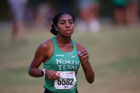 ARLINGTON, TEXAS, SEPTEMBER 11: Mean Green Cross Country ay Lynn Creek Park at Joe Pool Lake on September 11, 2021, in Arlington, Texas. Photo: Rick Yeatts