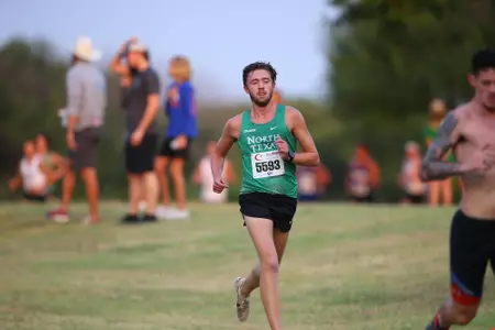 ARLINGTON, TEXAS, SEPTEMBER 11: Mean Green Cross Country ay Lynn Creek Park at Joe Pool Lake on September 11, 2021, in Arlington, Texas. Photo: Rick Yeatts