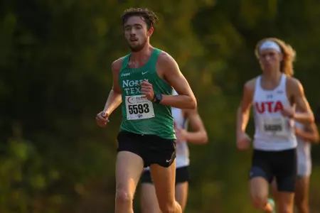 ARLINGTON, TEXAS, SEPTEMBER 11: Mean Green Cross Country ay Lynn Creek Park at Joe Pool Lake on September 11, 2021, in Arlington, Texas. Photo: Rick Yeatts