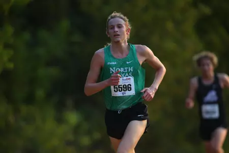 ARLINGTON, TEXAS, SEPTEMBER 11: Mean Green Cross Country ay Lynn Creek Park at Joe Pool Lake on September 11, 2021, in Arlington, Texas. Photo: Rick Yeatts