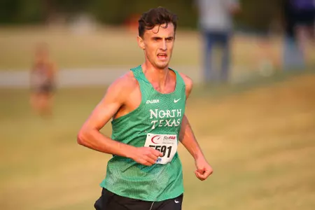 ARLINGTON, TEXAS, SEPTEMBER 11: Mean Green Cross Country ay Lynn Creek Park at Joe Pool Lake on September 11, 2021, in Arlington, Texas. Photo: Rick Yeatts